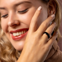 Anello donna in puro nero curvo ceramico