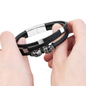 Pulsera de los hombres de cuero con cabezas de muerte de ciclista y cierre magnético Acero inoxidable personalizado