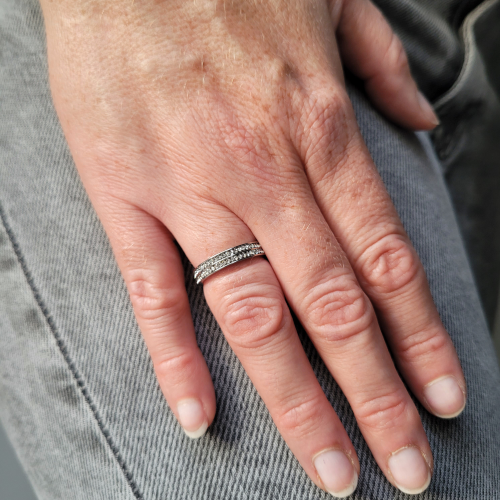 4mm diamond women's wedding band: a ring for eternity