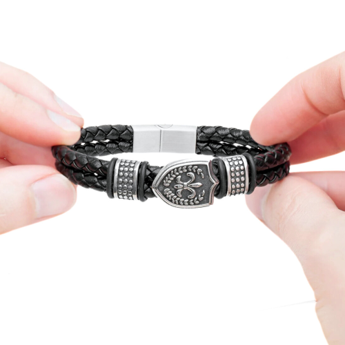 Bracciale da uomo in pelle decorato con uno stemma a scudo con doppia fila di fiori di giglio e chiusura in acciaio inossidabile