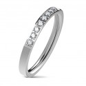 Anillo anillo en relieve en relieve boda de acero y 8 piedras circonas