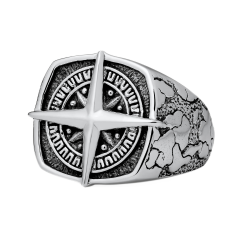 Modern and wide stainless steel man ring with a relief compass in a square setting