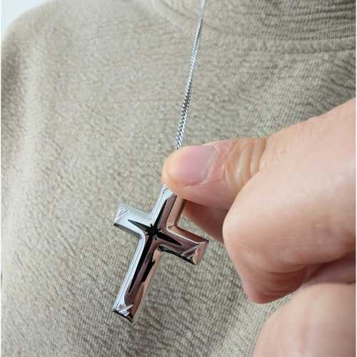 Pendentif Croix Avec Étoile Noire en Acier à Personnaliser - Chaine Cubaine Incluse
