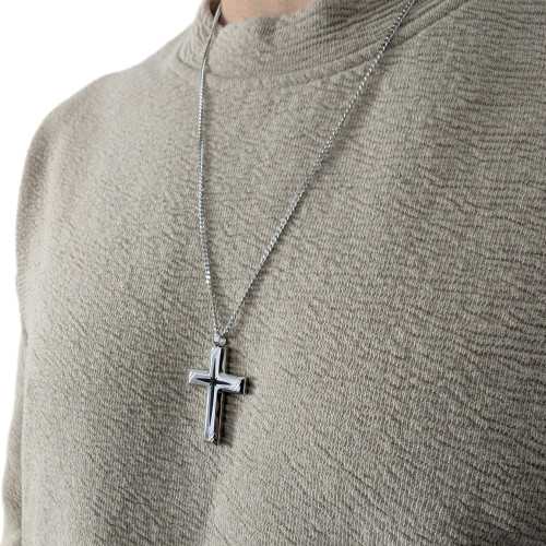 Pendentif Croix Homme Avec Étoile Noire en Acier à Personnaliser et Chaine Cubaine