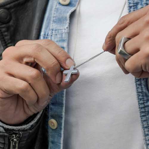 Collier Pendentif Croix pour Homme Acier à Personnaliser Couleur Argent