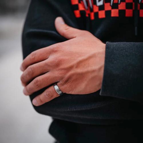 Anello per anelli di nozze Alleanza Acciaio inox Acciaio opaco larghezza spazzolata 8mm