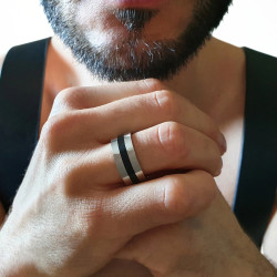 Modern and wide ring ring for men in polished stainless steel with an elegant black central band 2