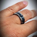 Bague anneau pour homme acier inoxydable bande centrale en fibre de carbone bleue et noir