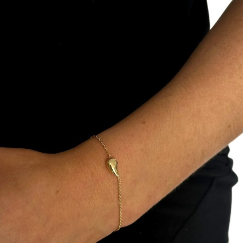 Anhängerhalsband in Form eines Wassertropfens: Trendy und Modern