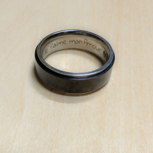 Ring anxiety man woman steel black : A rotating anti-stress ring