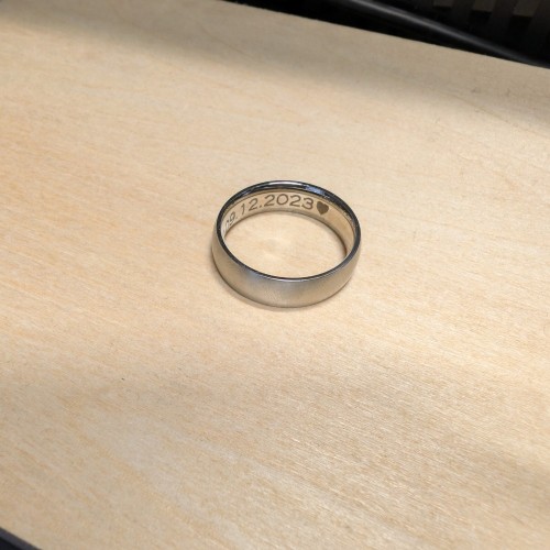 Alliance Brossée Classique Femme Homme en Acier Brossé Finition Mate Argent 6mm Personnalisée