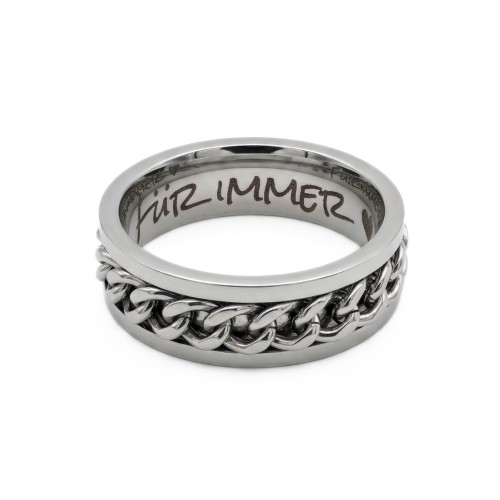 Glattes und angenehmes Innere des Anti-Stress-Rings bereit für personalisierte Gravur