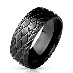 Modern and wide ring ring for stainless steel with black finish and streams LOSANGES tire effect