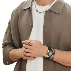 Modern stainless steel man ring ring with black edges and silver strip adorned with poker cards 2