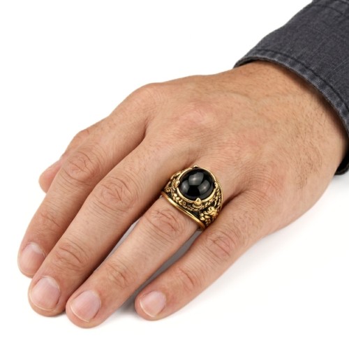 Gold stainless steel knit ring with black onyx set by dragon claws