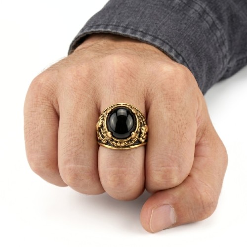 men's knight for 316L gold stainless steel with black onyx set by dragon claws