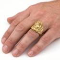 Herrenstrickring für Männer in goldenem Edelstahl mit dem Gesicht von Christus in Erleichterung geschnitzt