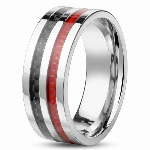Vista de perfil del anillo de acero que muestra los bordes de metal refinados pulidos y alivio de la fibra de carbono