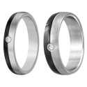 Dúo de anillos de alianza modernos para hombres y mujeres en acero inoxidable de dos tonos negro y plata con circón pequeño