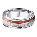 Vue de la bague viking montrant son aspect plus brillant, un peu poli et sa belle surface bombée vernie