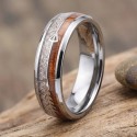 Anillo de anillo de acero inoxidable moderno con madera y meteorito con flecha de vikingo