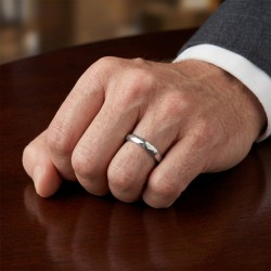 Modern alliance ring for men in tungsten carbide with carved surface of rolled beveled facets 2