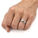 Another angle of the range range illustrating its beautiful presence on the hand and the brilliant reflections of its zirconia i