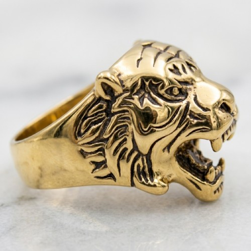 Bague chevalière moderne et large pour homme en acier inoxydable doré sculptée en forme de tête de tigre