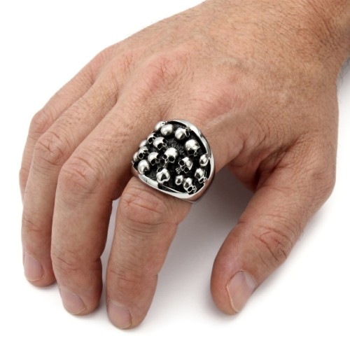 Knight with death heads worn to the index or middle finger of a man for a bold, urban and rebellious style