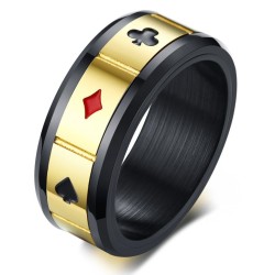 Anello rotante moderno e ampio per gli uomini in acciaio nero con una striscia centrale dorata adornata con simboli della carta 