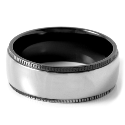 Anello in titanio che illustra il suo interno completamente liscio per un comfort ottimale, per incisione laser personalizzata