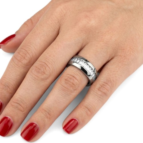 Alianza para mujeres en titanio y zirconías cuadradas ideal para una boda o compromiso con el refinamiento