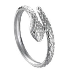 Anello da donna moderna in serpente di serpente a forma di acciaio inox argentato con scale profondamente incise
