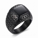 Men's knight in black stainless steel with braided motifs in relief and central black cabochon.