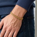 Man carrying the Golden Stainless Steel Bracelet with Jaseron Rolo Mesh of 6 mm on the wrist.