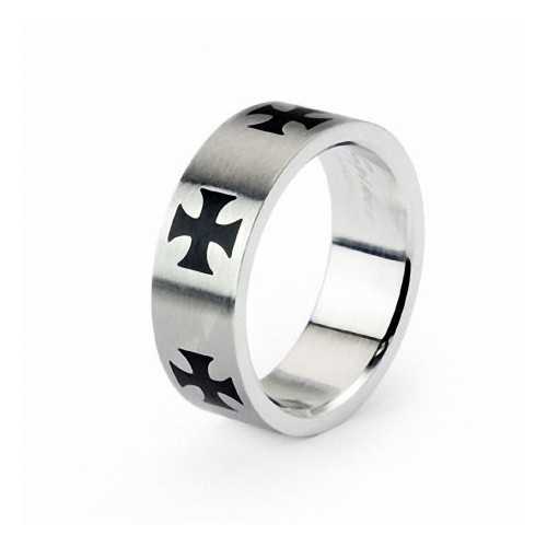 Anello da uomo in acciaio decorato con croci celtiche maltesi nere