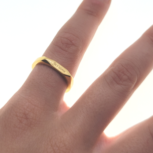 Anillo de sello hombre acero negro cuadrado triangular grabado posible