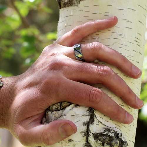 Ring Alliance Engagement Ring Mann Frau Titanium Blaue Verbrennungen