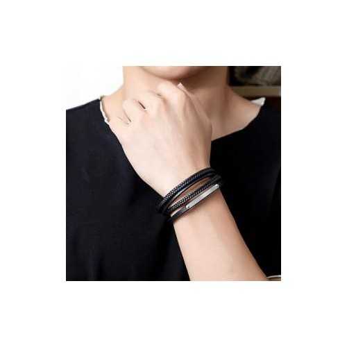 Brazalete de cuero genuino de varias filas de acero negro para hombre con placa de acero personalizada desgastada