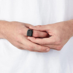 Bague chevalière homme acier plaqué noire motard biker personnalisable