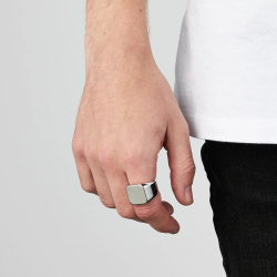 Bague chevalière homme acier face carrée motard biker personnalisable