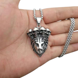 Collana pendente da uomo con catena in acciaio da motociclista con teschio corona di leone inclusa