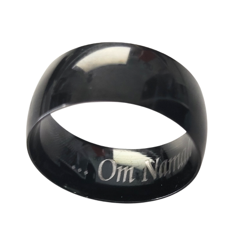 Bague anneau pour homme acier inoxydable toute noire large dome 10mm avec gravure intérieure