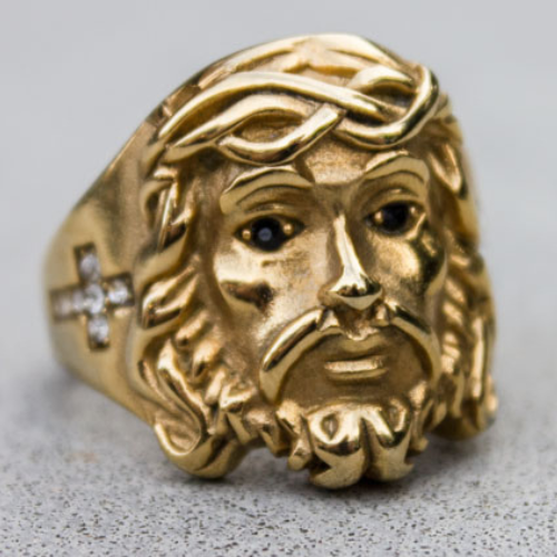 Bague chevalière homme plaqué or tête de jésus christ croix sertie face