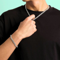 Parure chaine et bracelet acier inoxydable maille cubaine bling 8mm portée par un homme