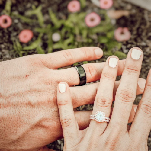Anillo de hombre Pareja de compromiso masculino Color de acero chapado en negro lacado para una primera boda