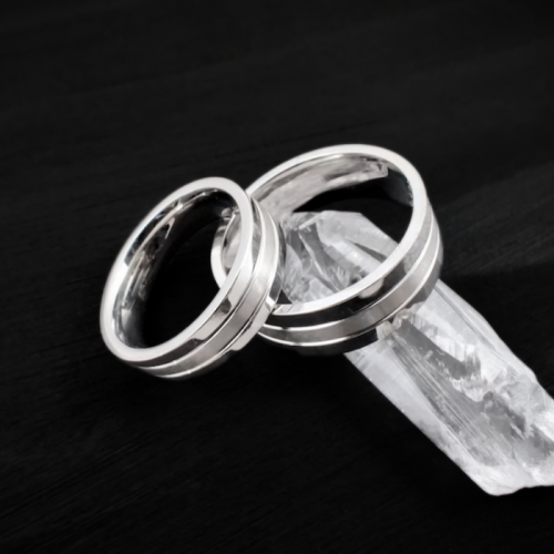 Ring engagement ring man woman steel two grooves presented