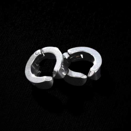 Fake pair of steel men's hoop earrings with clip