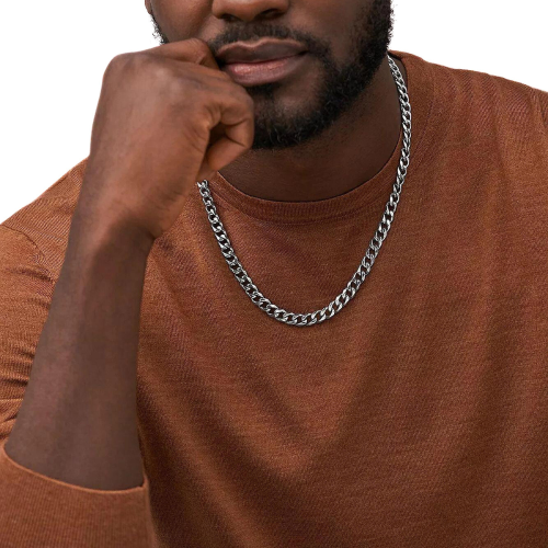 Chaine maille cubain en acier inoxydable largeur 9mm porté par un homme black
