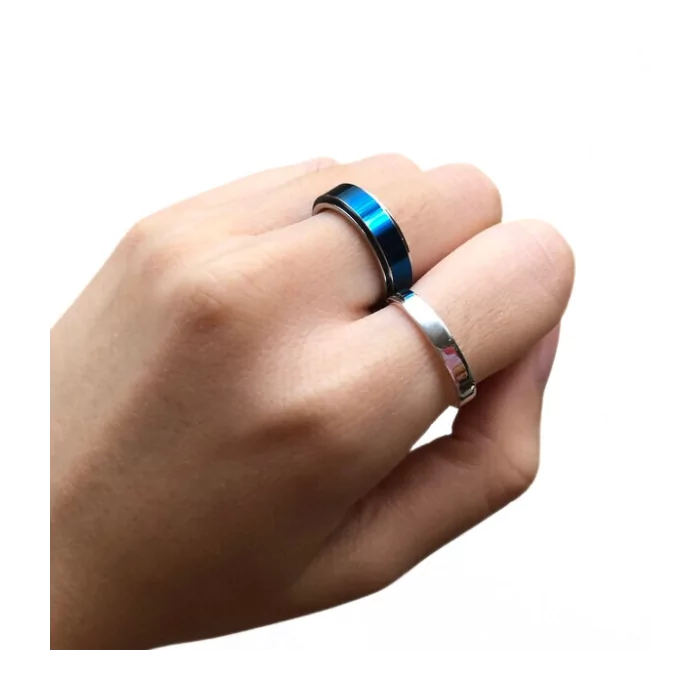 Bague anneau homme femme acier bleu bords couleur argent rotative spin